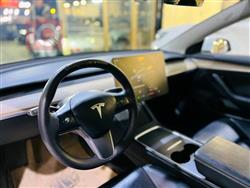 تسلا موديل 3